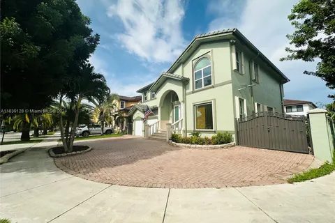 3083 SW 147th Pl, Miami FL 33185