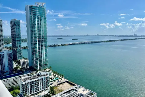 600 NE 27 STREET, Miami FL 33137