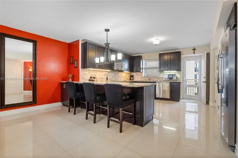 4100 Galt Ocean Dr # 307, Fort Lauderdale FL 33308