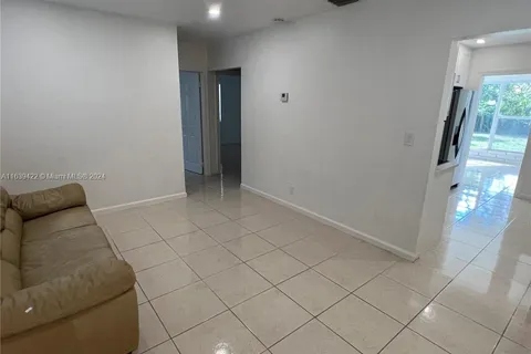 822 Avenida Hermosa # 0, West Palm Beach FL 33405