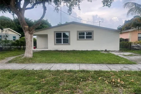 5120 SW 21st St, West Park FL 33023