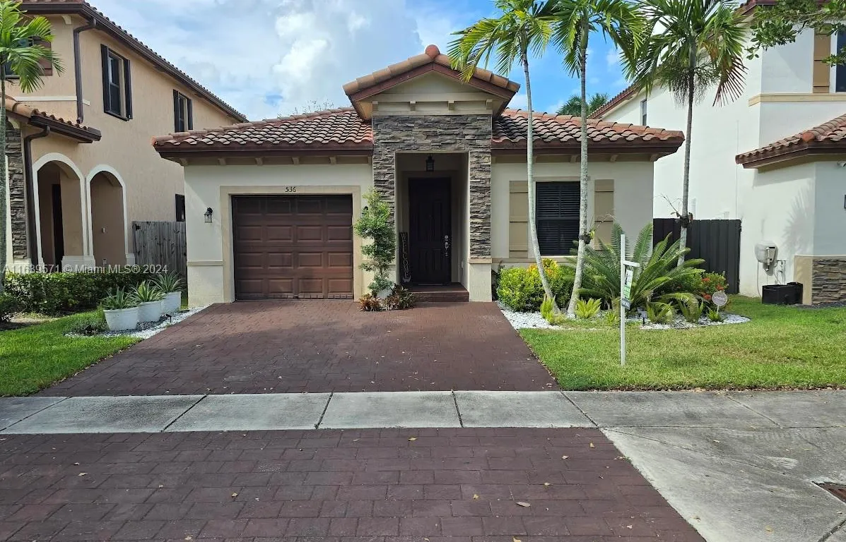 536 SE 33rd Ter, Homestead FL 33033