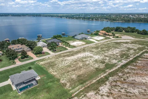 517 Sunset Point Dr Lake Placid, Other City - In The State Of Florida FL 33852