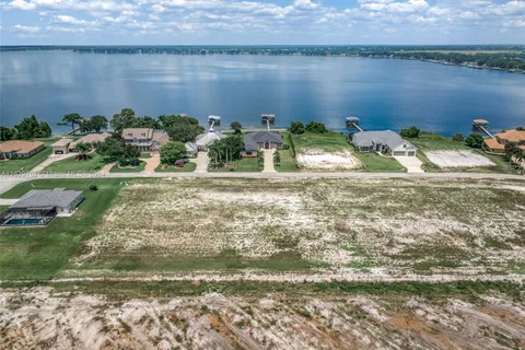 517 Sunset Point Dr Lake Placid, Other City - In The State Of Florida FL 33852