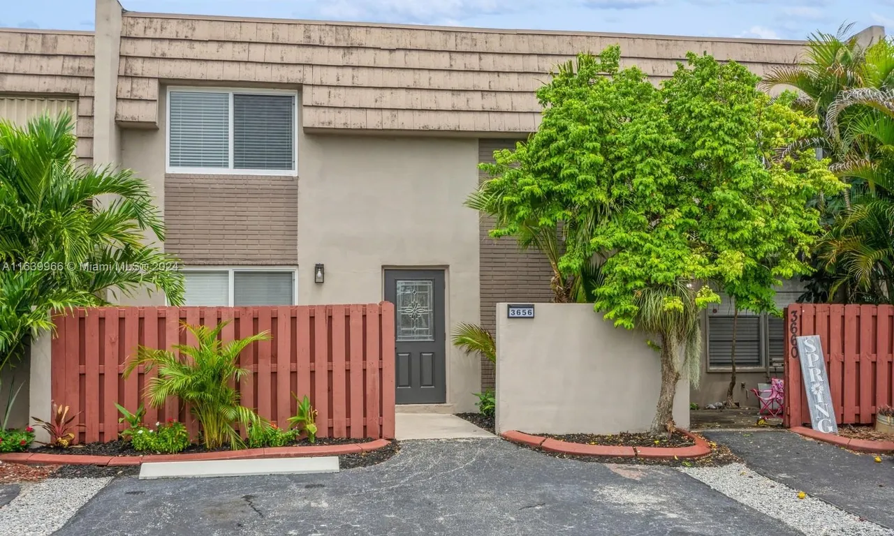 3656 SW 59th Ter # 78, Davie FL 33314