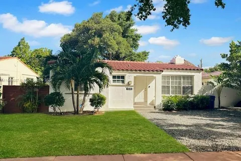 1340 Normandy Dr, Miami Beach FL 33141