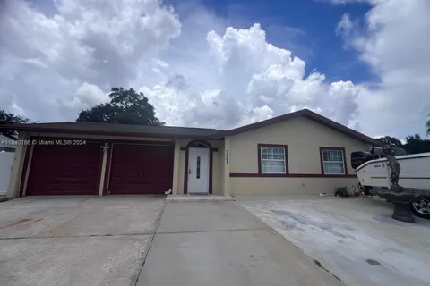 7007 Lambright, Tampa FL 33634