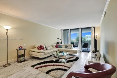 1401 S Ocean Blvd # 203, Pompano Beach FL 33062