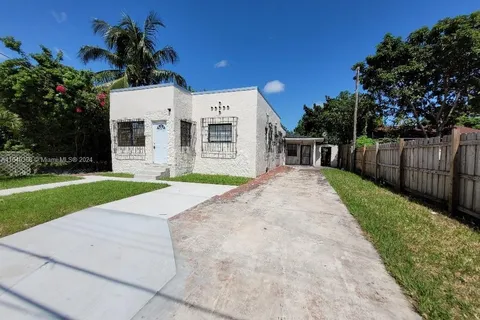 1321 NW 29th Ter, Miami FL 33142