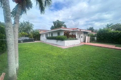 4001 Red Rd # 0, Coral Gables FL 33155