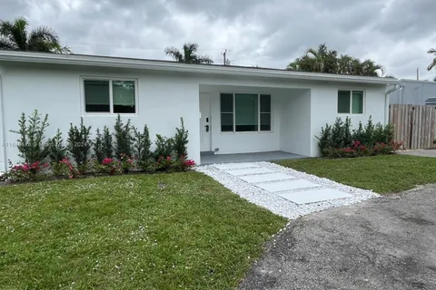 1116 N 31st Ave, Hollywood FL 33021