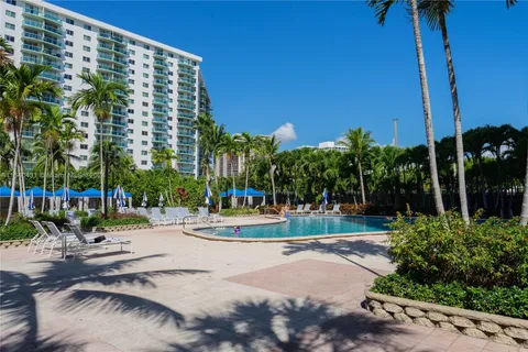 19370 Collins Ave SEASONAL # 125, Sunny Isles Beach FL 33160