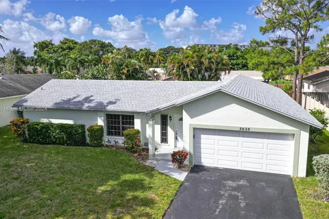 2638 NW 98th Way, Coral Springs FL 33065