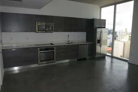 151 SE 1 St # 1902, Miami FL 33131