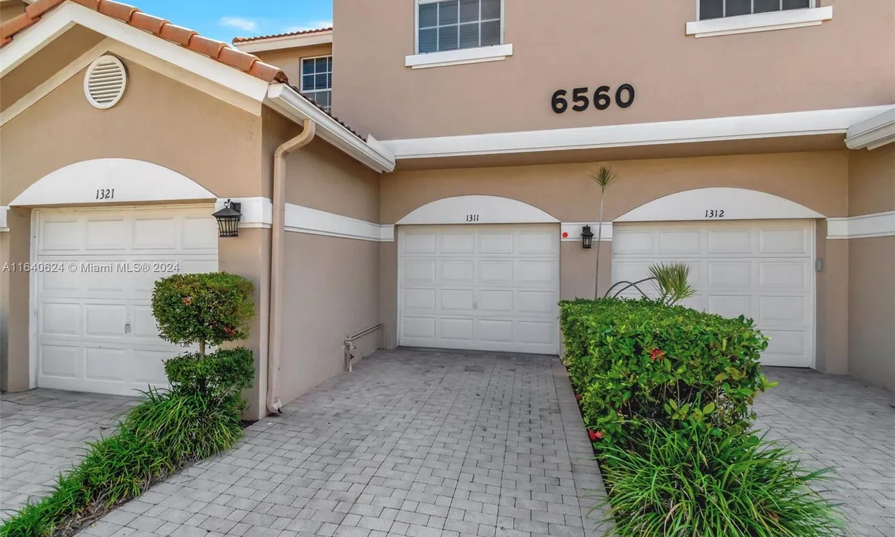 6560 Villa Sonrisa Dr # 1311, Boca Raton FL 33433