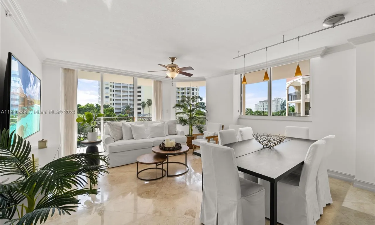 2011 N Ocean Blvd # 401, Fort Lauderdale FL 33305