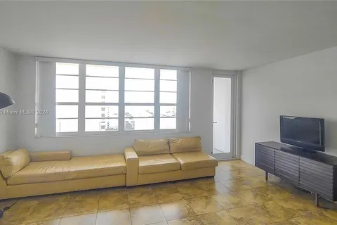 100 Lincoln Rd # 1607, Miami Beach FL 33139