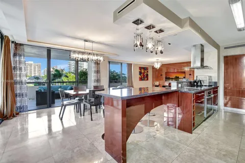 19667 Turnberry Way # 3E, Aventura FL 33180