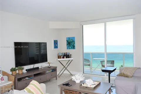 10275 Collins Ave # 1420, Bal Harbour FL 33154