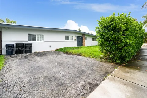 18931 NE 20th Ct, North Miami Beach FL 33179