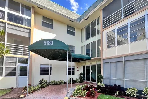 5180 E Sabal Palm Blvd # 239, Tamarac FL 33319