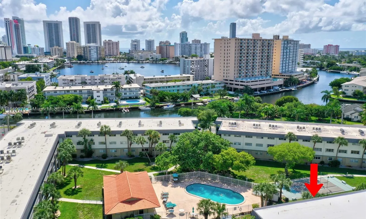 270 Layne Blvd # 106, Hallandale Beach FL 33009