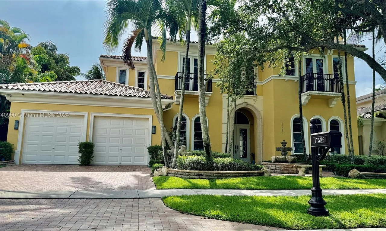 17586 Middlebrook Way, Boca Raton FL 33496