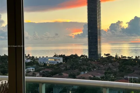 19390 Collins Ave # 24, Sunny Isles Beach FL 33160