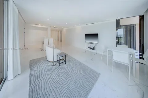 10175 Collins Ave # 1106, Bal Harbour FL 33154