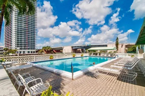 1817 S Ocean Dr # 628, Hallandale Beach FL 33009