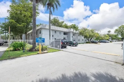 17255 SW 95th Ave # 116, Palmetto Bay FL 33157