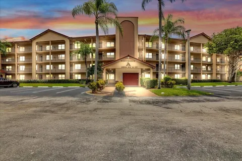 13001 SW 11th Ct # 105A, Pembroke Pines FL 33027