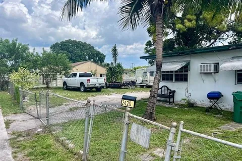 2420 NW 99th Ter, Miami FL 33147