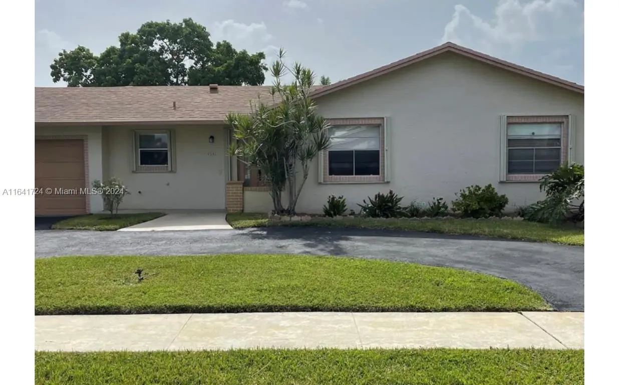 4531 NW 84th Ave, Lauderhill FL 33351