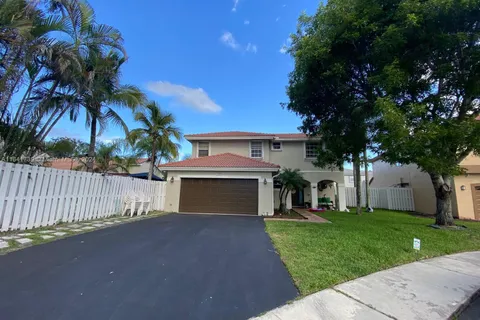 12626 NW 11th Pl, Sunrise FL 33323