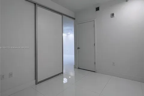 1010 Brickell Ave # 2703, Miami FL 33131