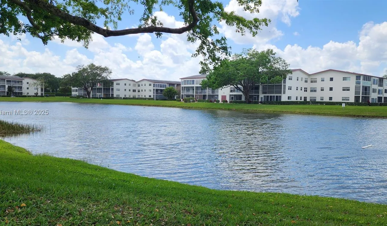285 Fanshaw G # 285, Boca Raton FL 33434