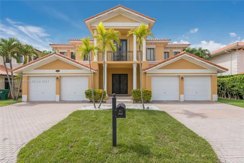 7880 SW 195th Terrace, Cutler Bay FL 33157