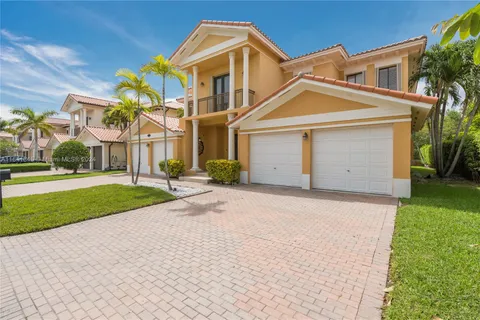 7880 SW 195th Terrace, Cutler Bay FL 33157