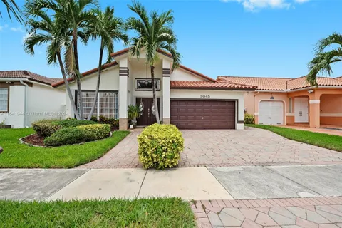 9045 NW 147th Ter, Miami Lakes FL 33018