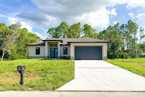 2717 20th St, Lehigh Acres FL 33971