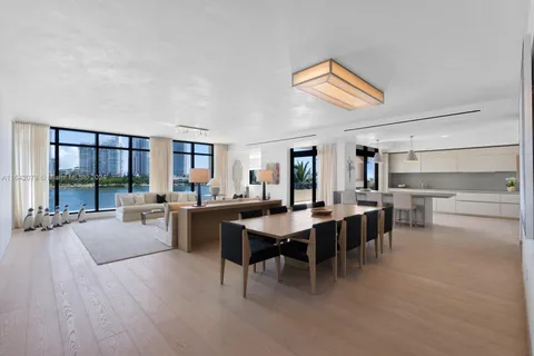 7034 Fisher Island Dr # 7034, Miami Beach FL 33109