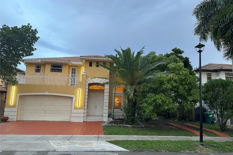 6049 SW 165th Ave, Miami FL 33193