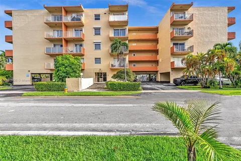 3545 NE 167th St # 208, North Miami Beach FL 33160