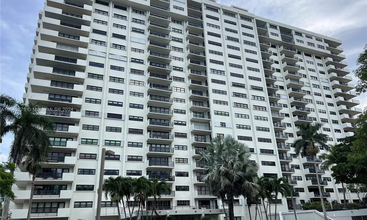 3200 N Port Royale Dr N # 210, Fort Lauderdale FL 33308