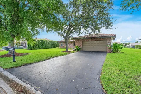 11528 NW 20th Dr, Coral Springs FL 33071