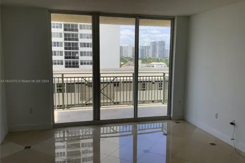 2080 S Ocean Dr # 905, Hallandale Beach FL 33009