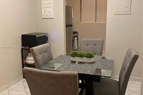 503 79th St # 7, Miami Beach FL 33141