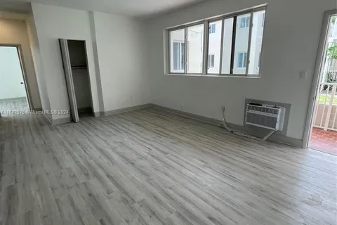 1130 Marseille Dr # 1, Miami Beach FL 33141