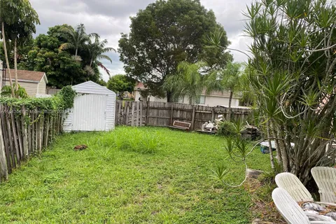 25252 SW 123rd Ave, Homestead FL 33032